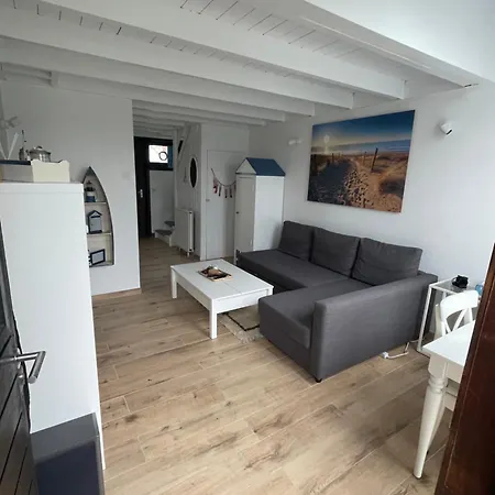 Daire Ysermonde-brik 22 Nieuwpoort
